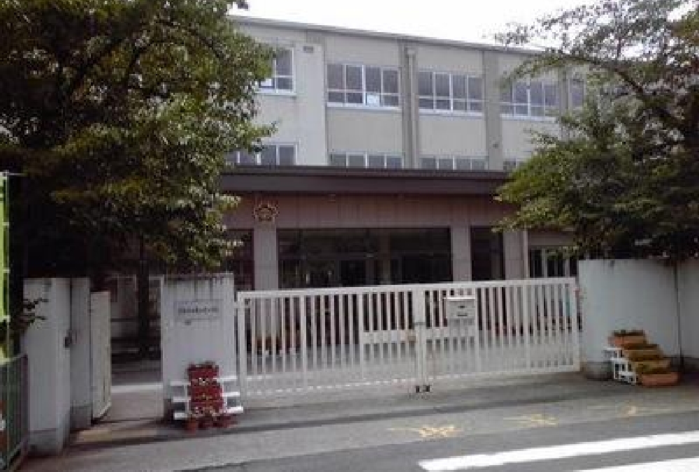 南太秦小学校